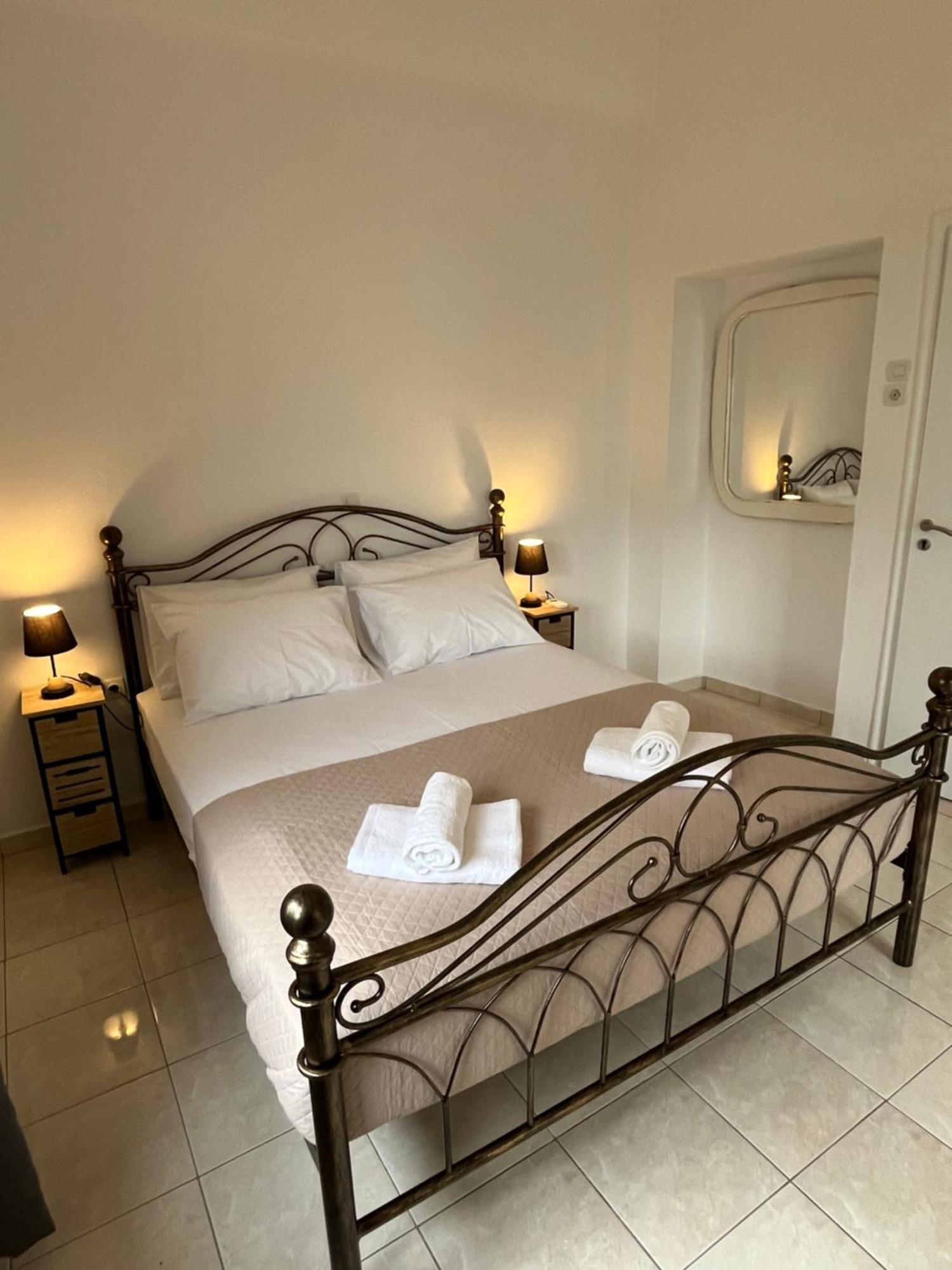 Hermanos City Apartment'S Candia Esterno foto